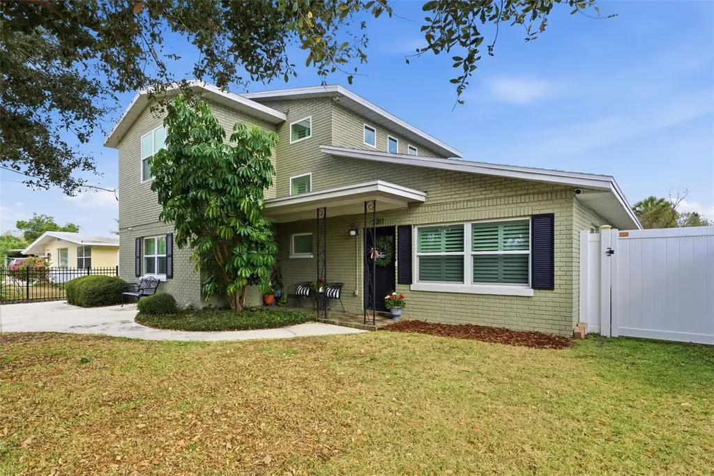 3311 Leila Avenue W Tampa FL 33611