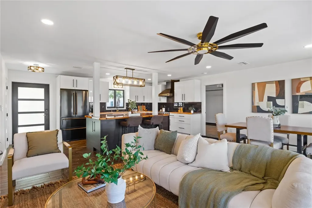 203 Parkwood Lane Edgewater FL 32132