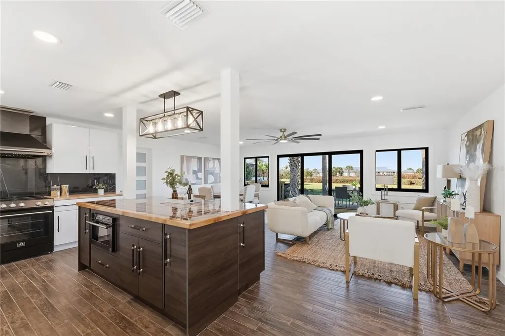 203 Parkwood Lane Edgewater FL 32132