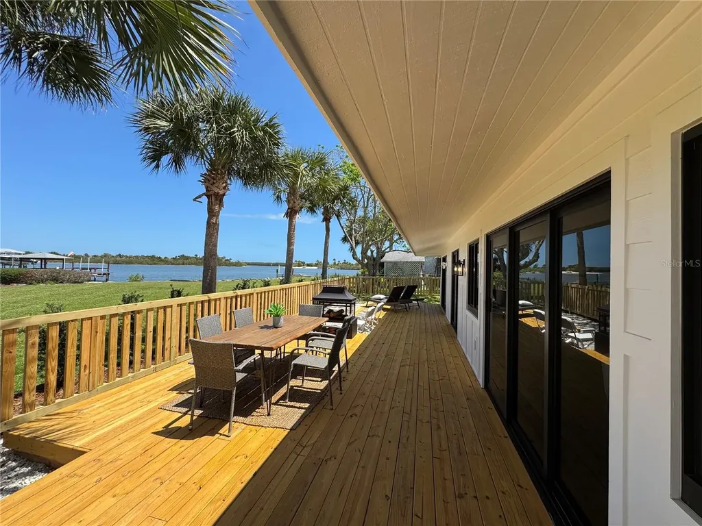 203 Parkwood Lane Edgewater FL 32132