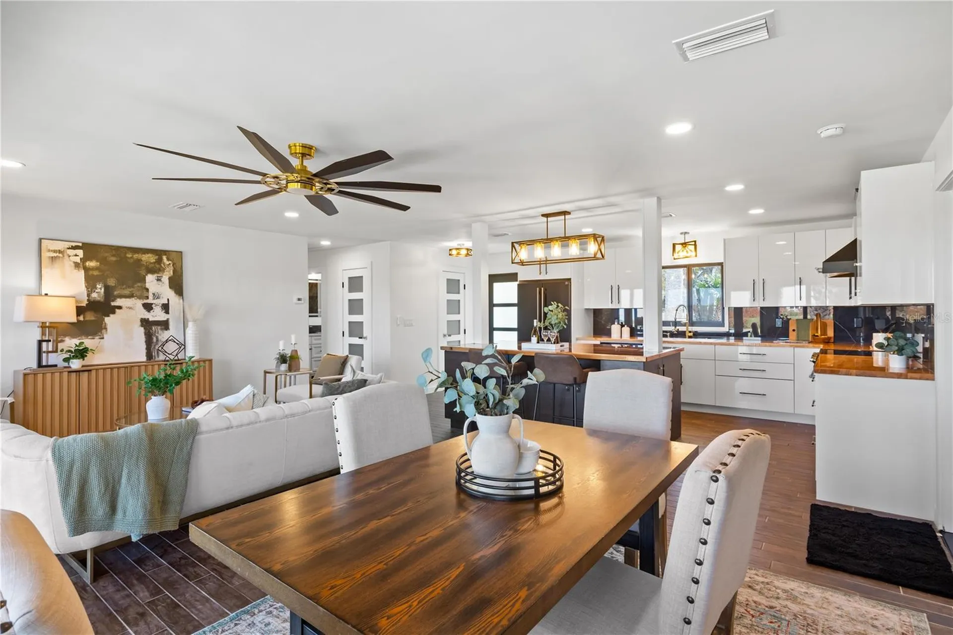 203 Parkwood Lane Edgewater FL 32132