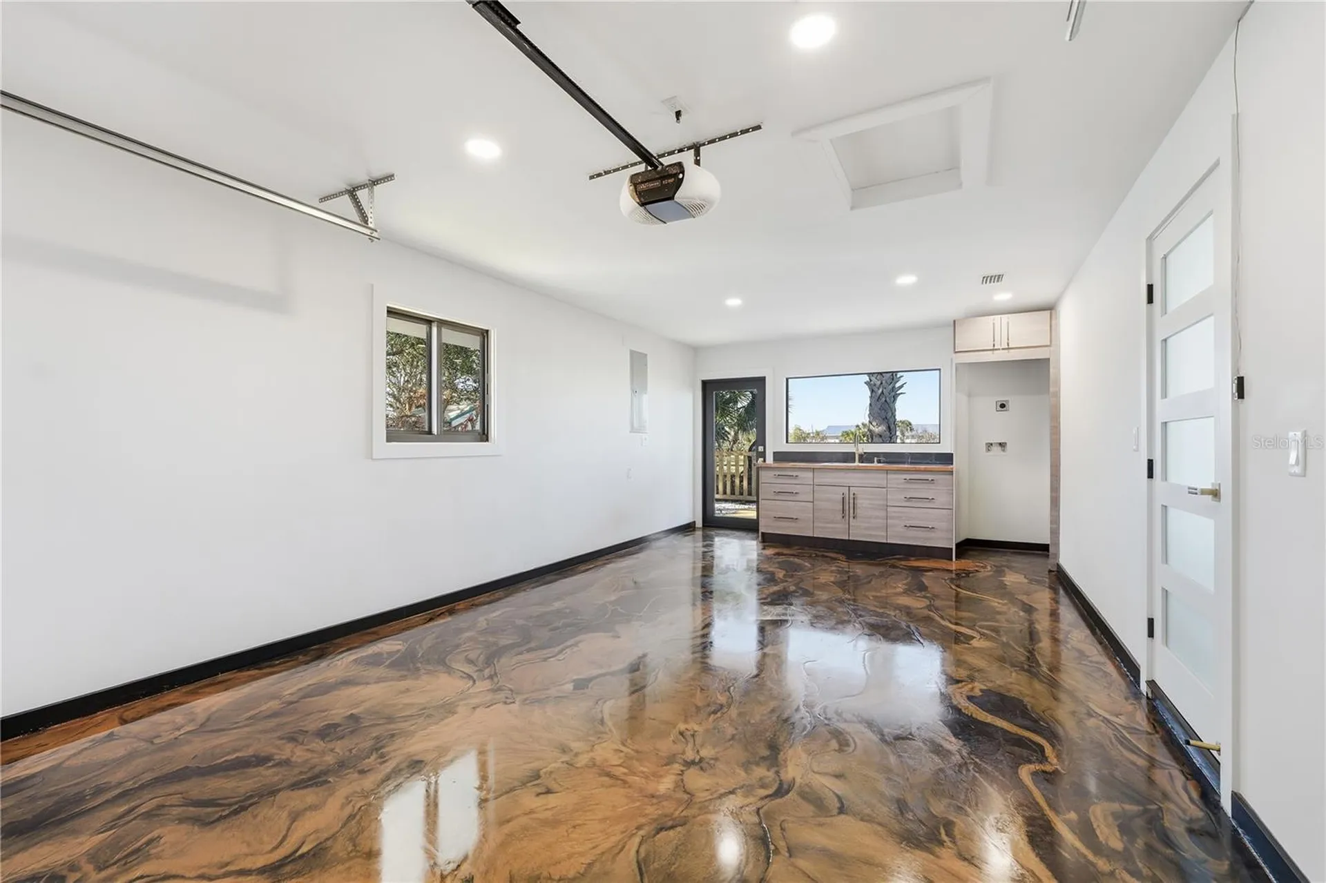 203 Parkwood Lane Edgewater FL 32132