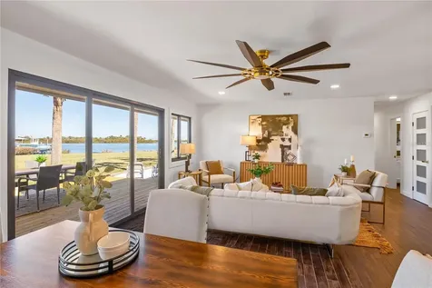 203 Parkwood Lane Edgewater FL 32132
