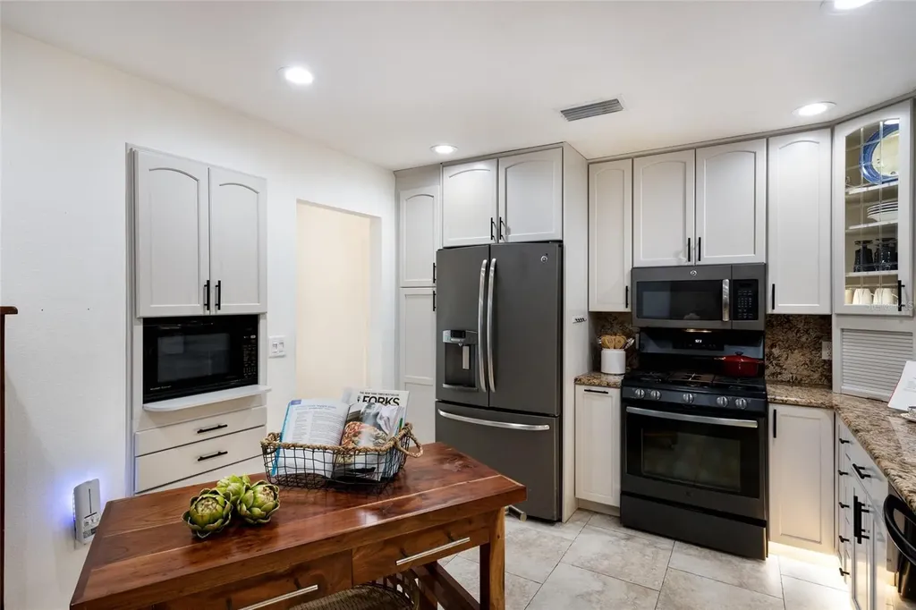 1516 Fox Creek Drive Sarasota FL 34240