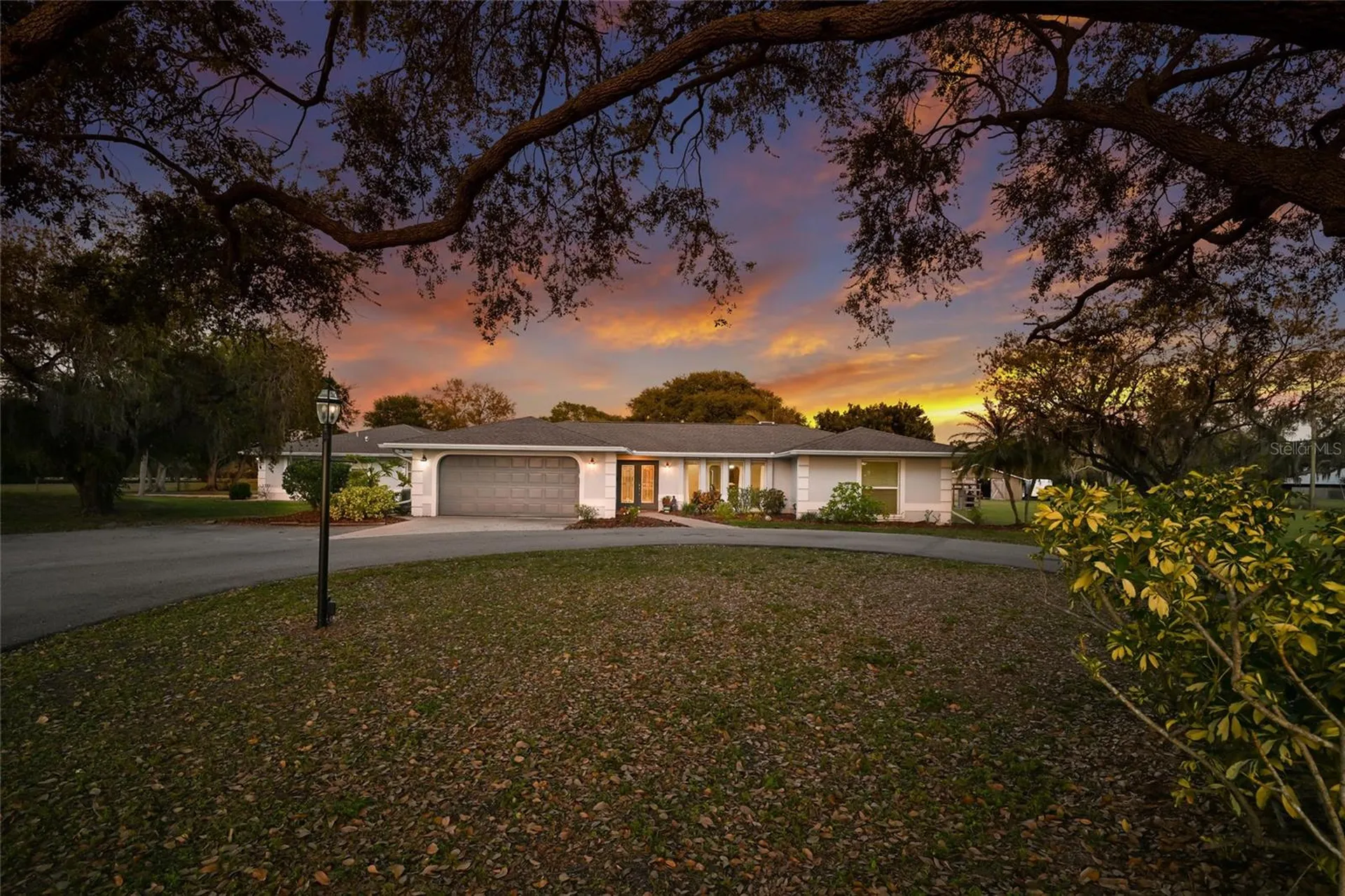 1516 Fox Creek Drive Sarasota FL 34240