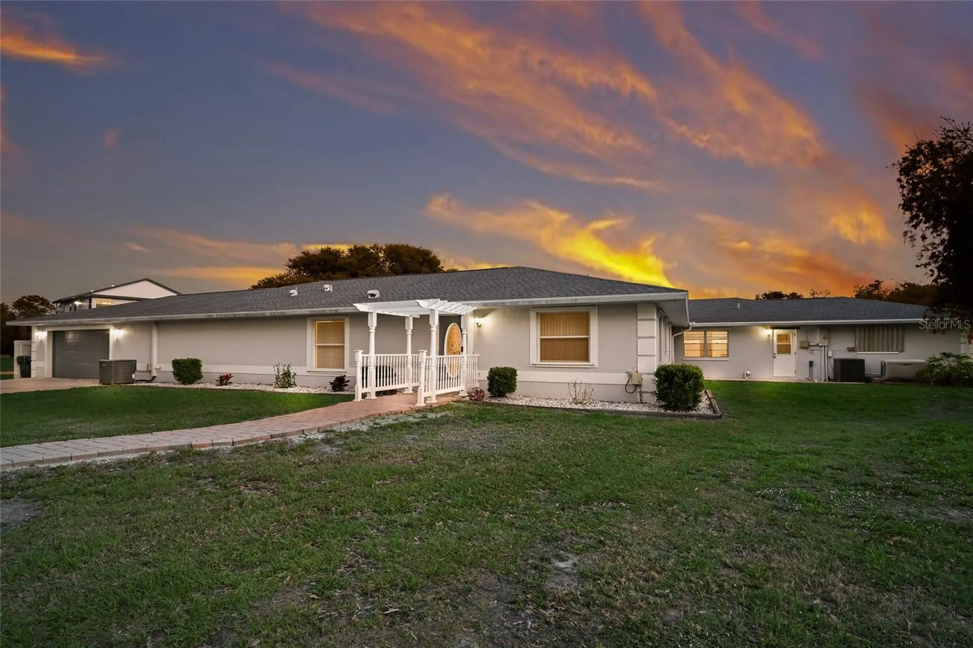1516 Fox Creek Drive Sarasota FL 34240