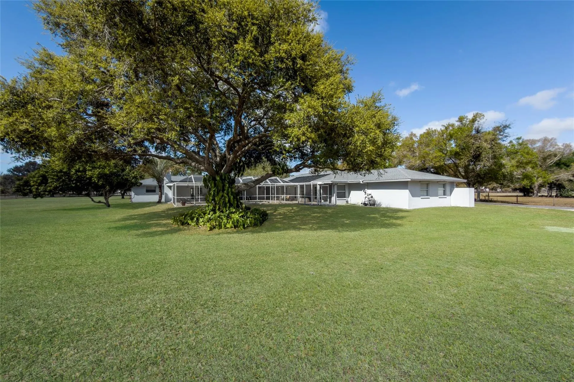 1516 Fox Creek Drive Sarasota FL 34240