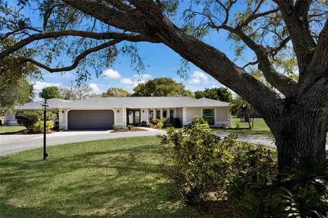 1516 Fox Creek Drive Sarasota FL 34240