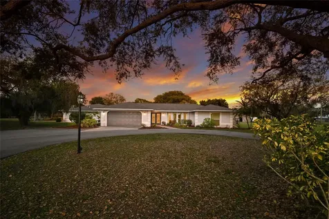 1516 Fox Creek Drive Sarasota FL 34240