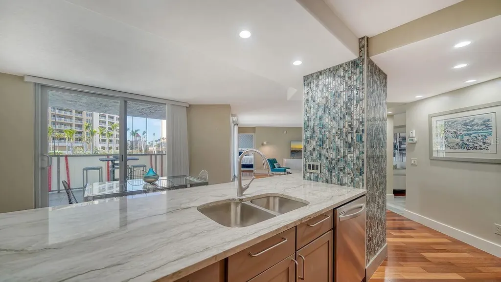 1111 N Gulfstream Avenue Sarasota FL 34236