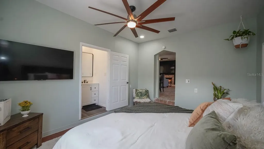 4739 Baywood Point Drive S Gulfport FL 33711