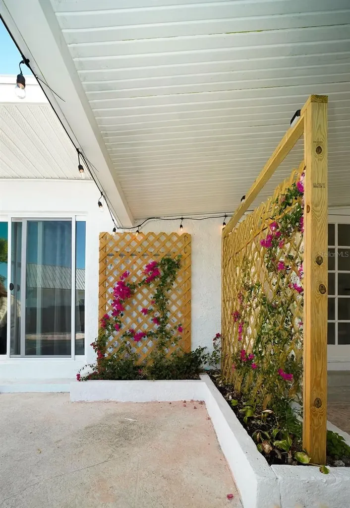 4739 Baywood Point Drive S Gulfport FL 33711