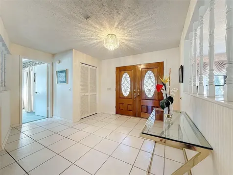 452 Summit Chase Drive Valrico FL 33594