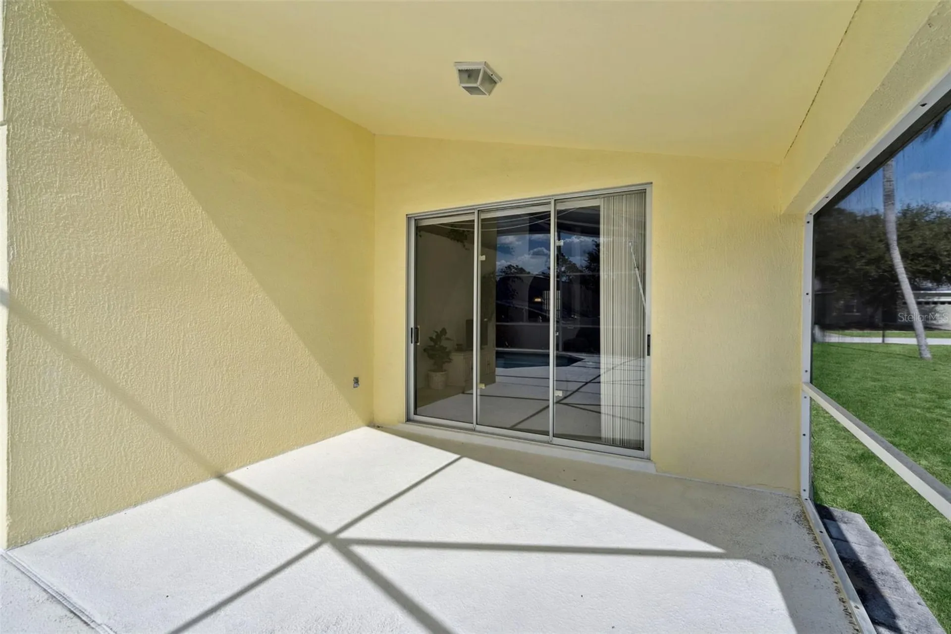921 Oxford Drive Davenport FL 33897
