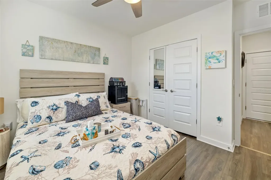 17127 Barnwood Place Bradenton FL 34211