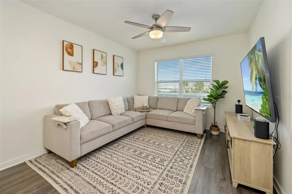17127 Barnwood Place Bradenton FL 34211