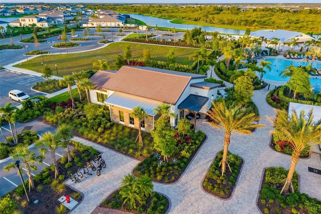 17127 Barnwood Place Bradenton FL 34211