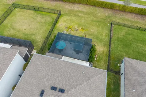 17127 Barnwood Place Bradenton FL 34211