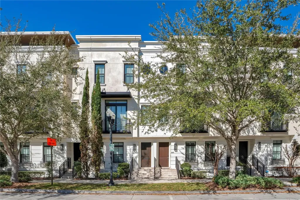 665 Jackson Street Orlando FL 32801
