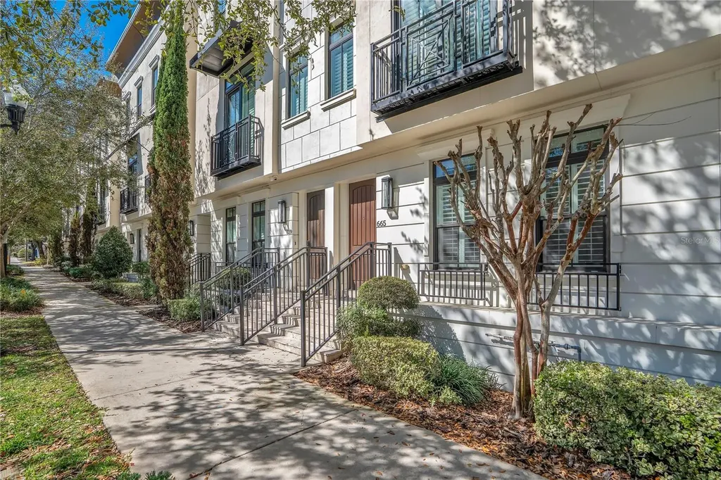 665 Jackson Street Orlando FL 32801