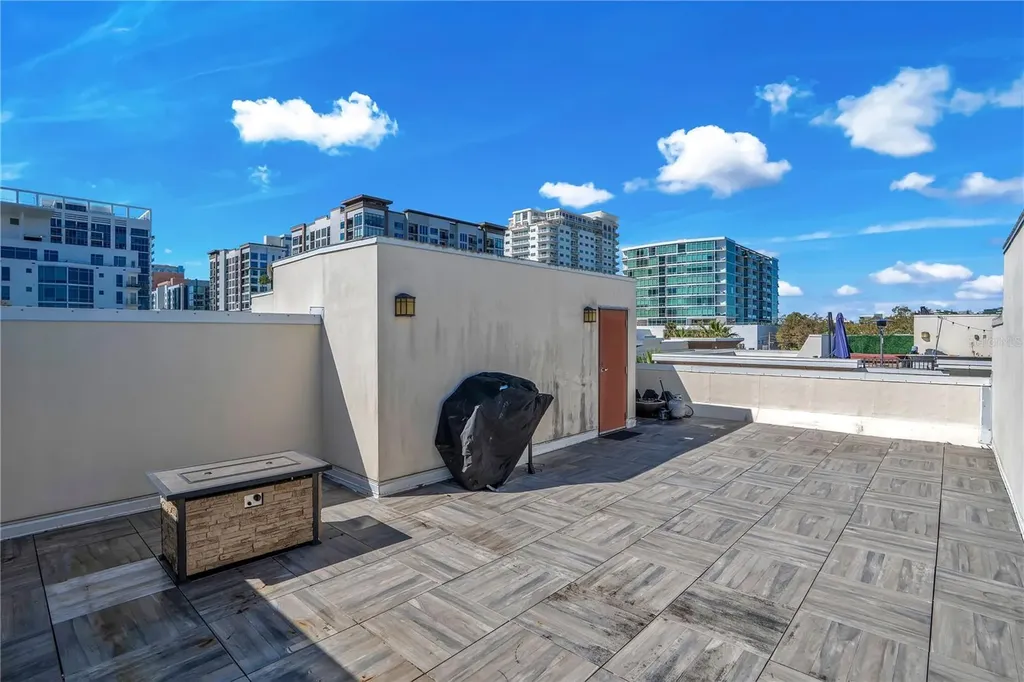 665 Jackson Street Orlando FL 32801