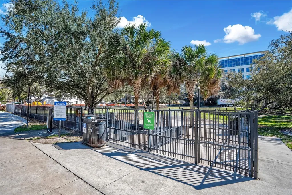 665 Jackson Street Orlando FL 32801