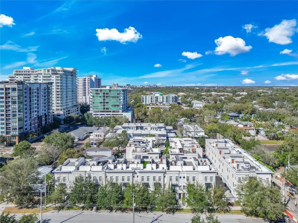 665 Jackson Street Orlando FL 32801