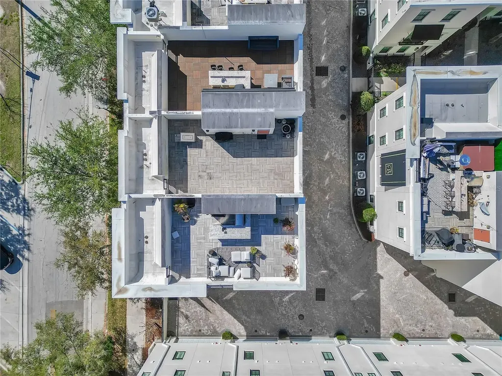665 Jackson Street Orlando FL 32801