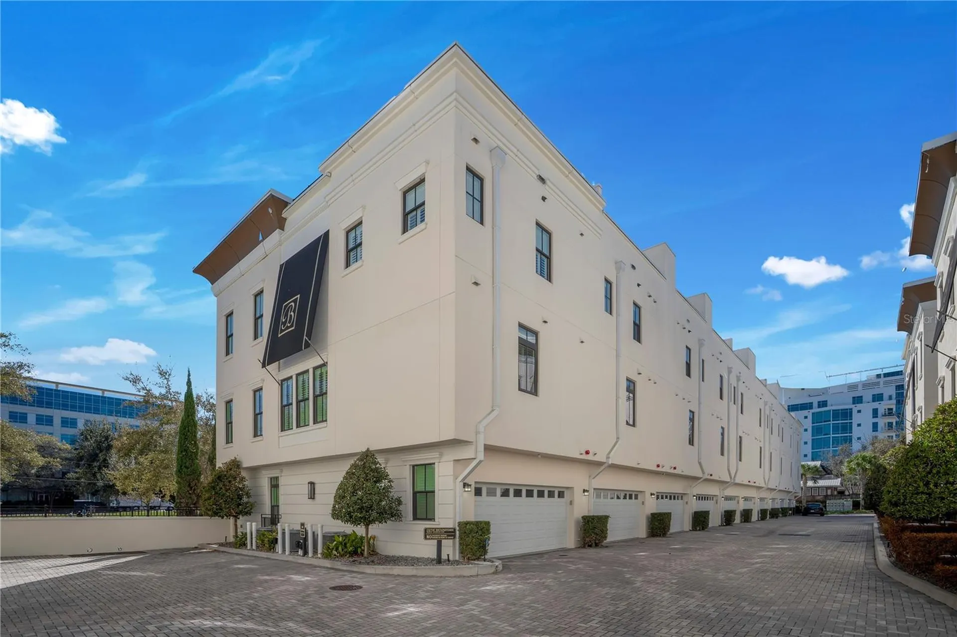 665 Jackson Street Orlando FL 32801