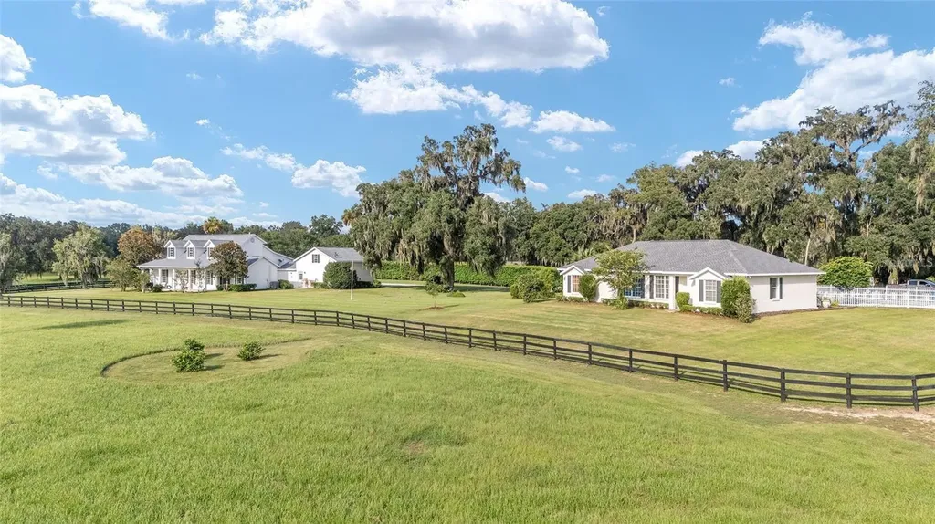 7137 & 7141 S Magnolia Avenue Ocala FL 34476