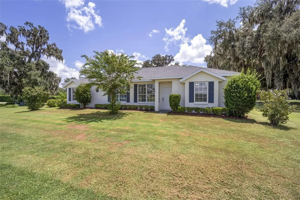 7137 & 7141 S Magnolia Avenue Ocala FL 34476