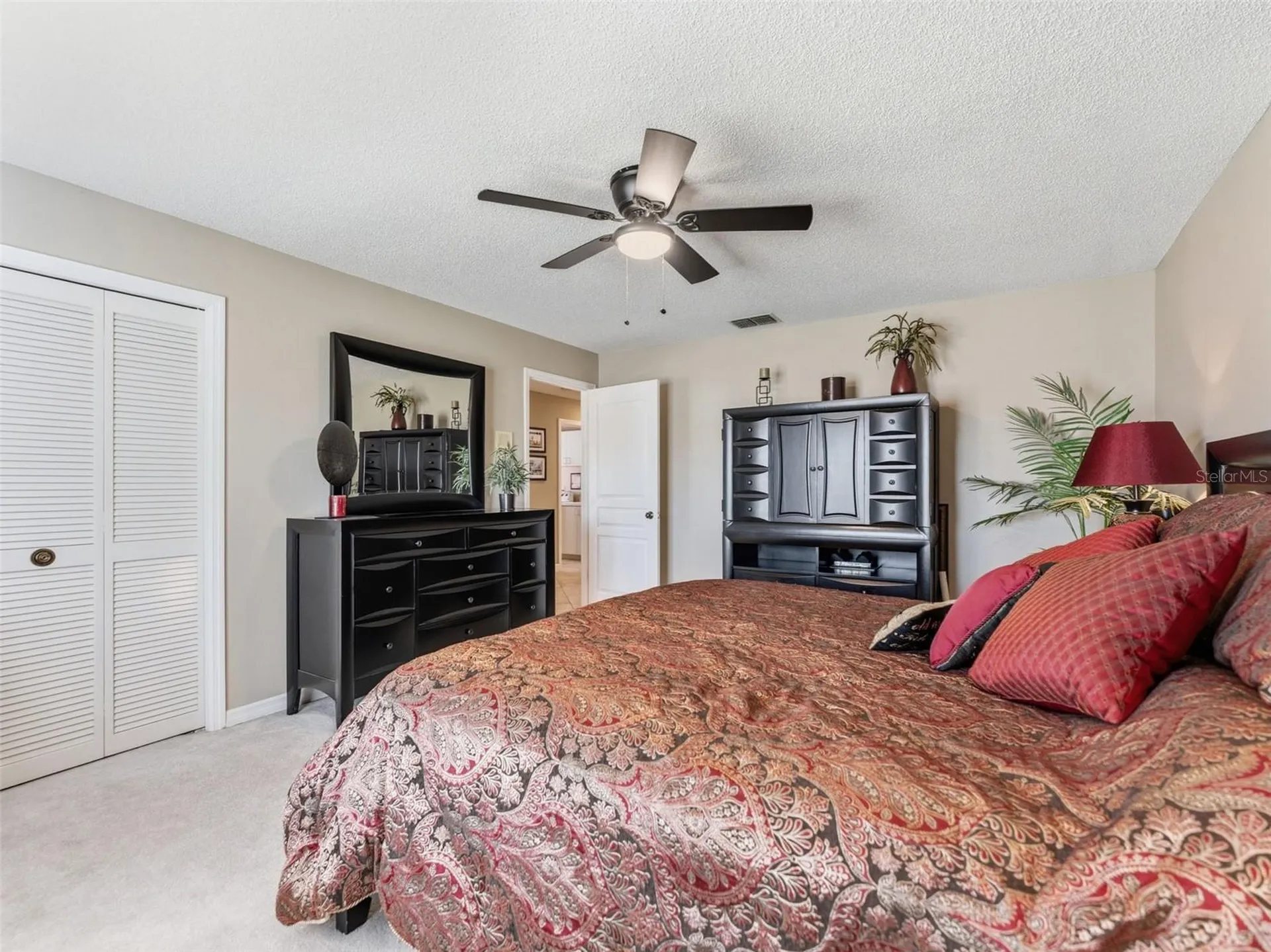 4830 Longwater Way Tampa FL 33615