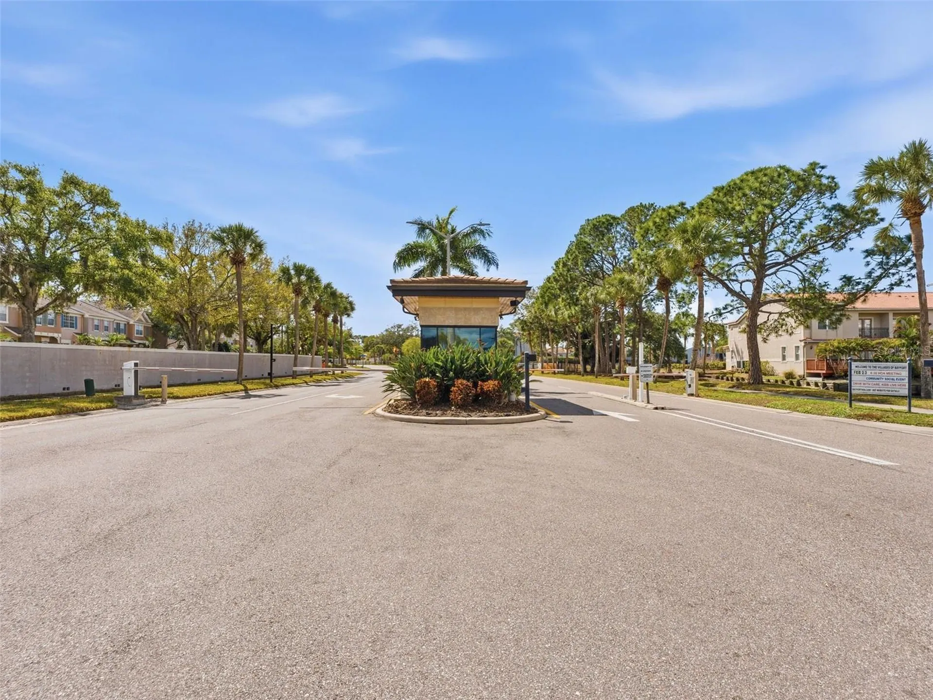 4830 Longwater Way Tampa FL 33615