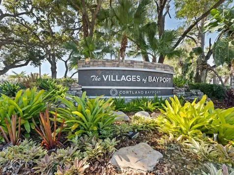 4830 Longwater Way Tampa FL 33615
