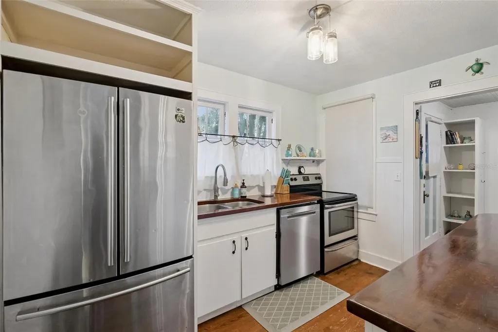 250 Orange Place Maitland FL 32751