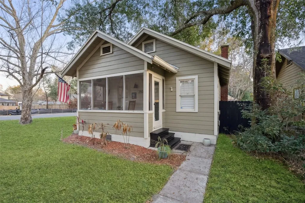 250 Orange Place Maitland FL 32751