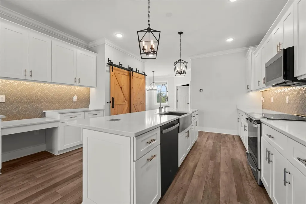 1299 Savona Drive NE St Petersburg FL 33702