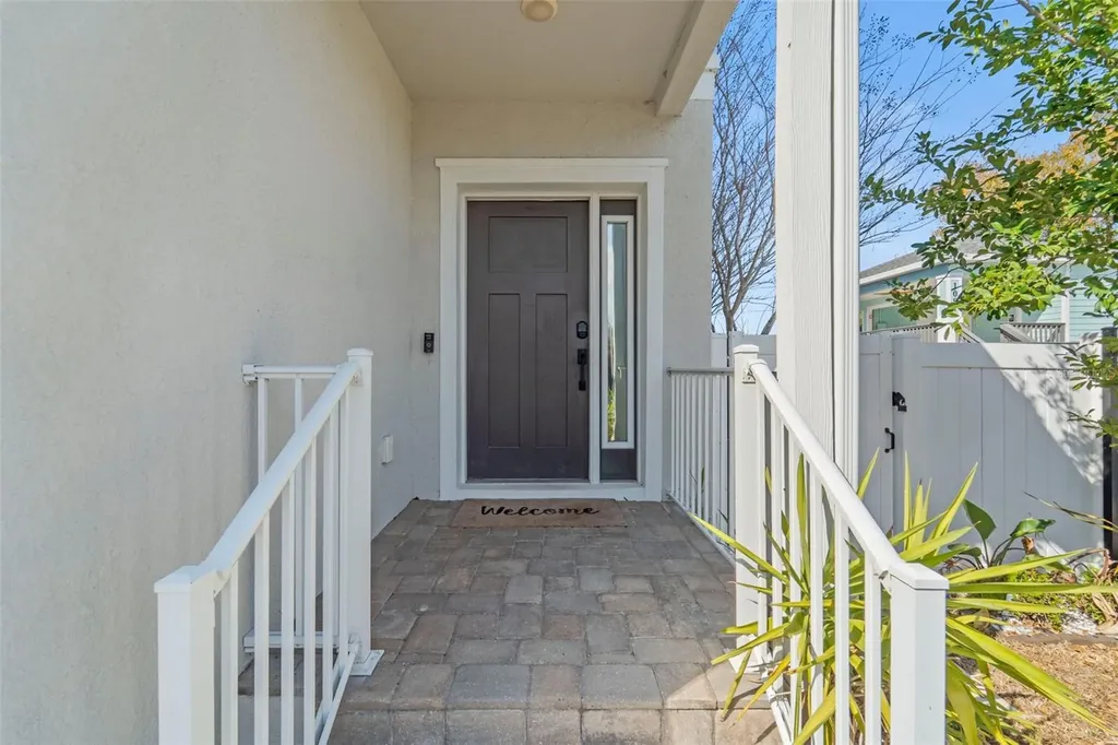 1299 Savona Drive NE St Petersburg FL 33702