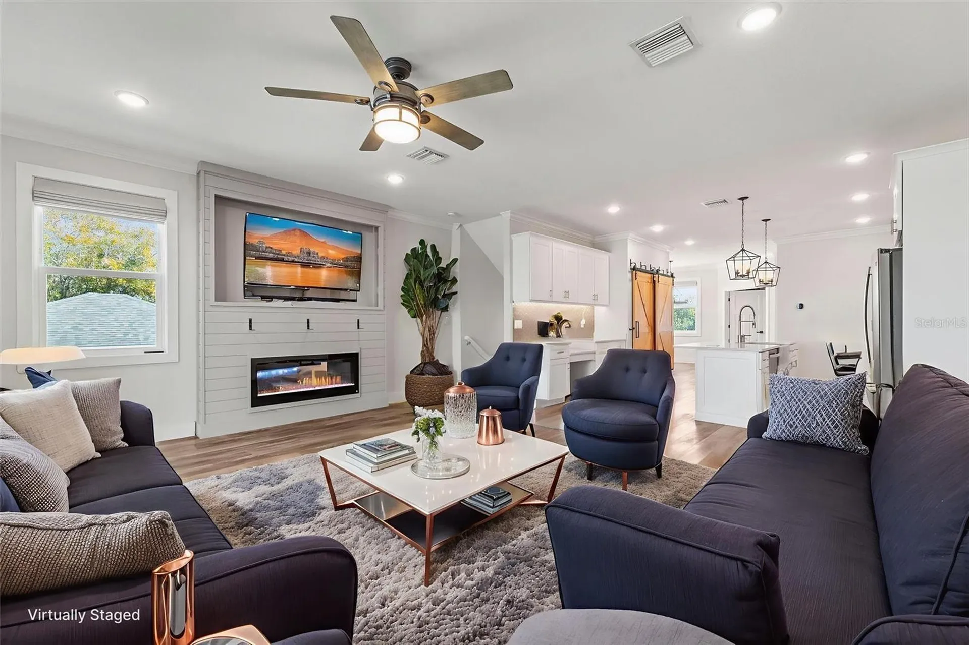 1299 Savona Drive NE St Petersburg FL 33702