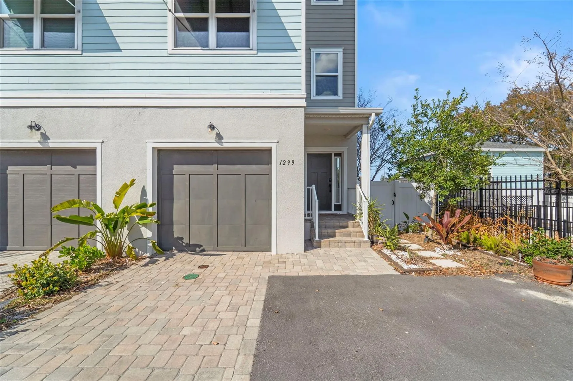 1299 Savona Drive NE St Petersburg FL 33702