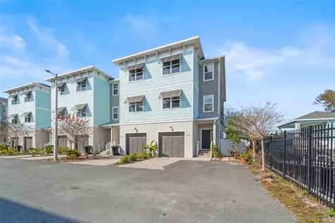 1299 Savona Drive NE St Petersburg FL 33702