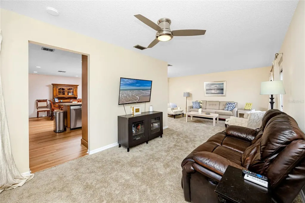 14012 Cascade Lane Tampa FL 33618