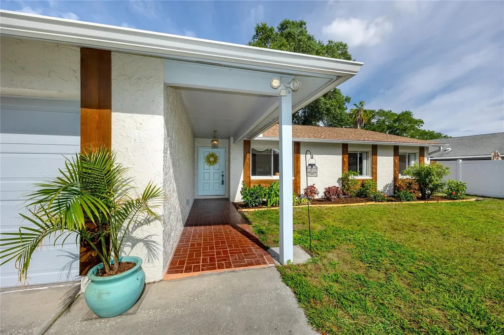 14012 Cascade Lane Tampa FL 33618