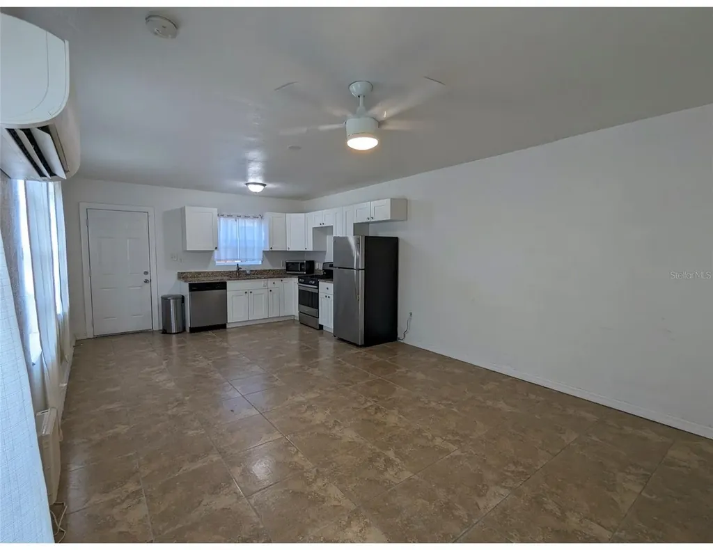 411 S Albany Avenue Tampa FL 33606