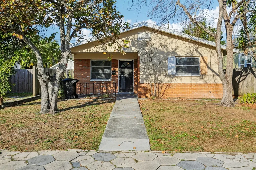 3026 8th Street N St Petersburg FL 33704