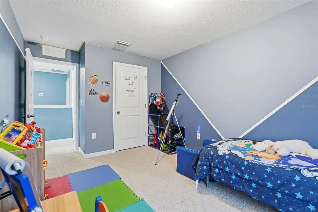 7811 Davie Ray Drive Zephyrhills FL 33540