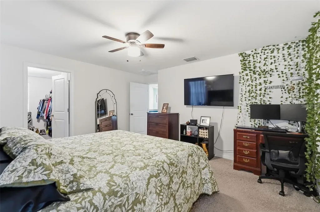 7811 Davie Ray Drive Zephyrhills FL 33540