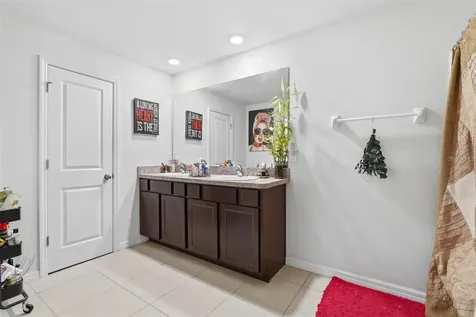 7811 Davie Ray Drive Zephyrhills FL 33540