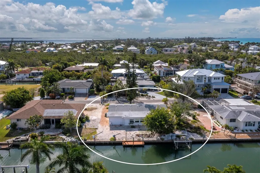 535 De Narvaez Drive Longboat Key FL 34228