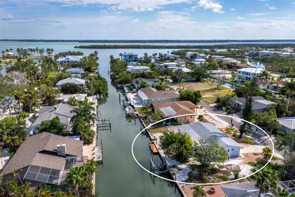 535 De Narvaez Drive Longboat Key FL 34228
